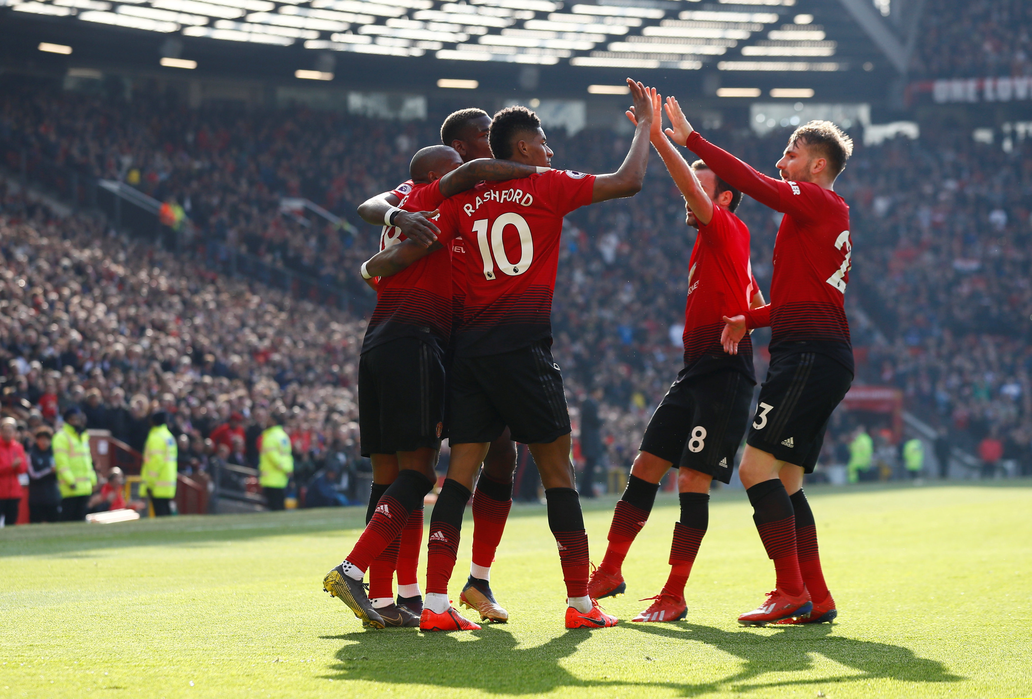 并利用反击 并利用反击